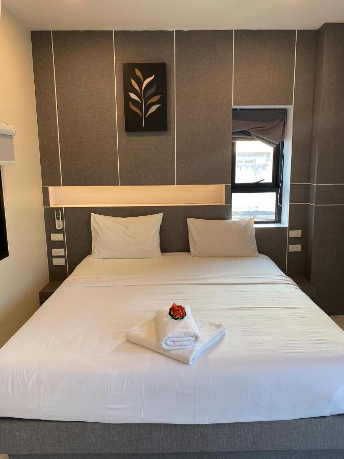 I Am O'Tel Patong Hotel Екстериор снимка
