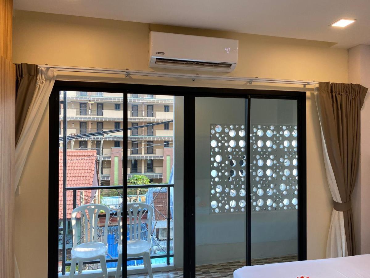 I Am O'Tel Patong Hotel Екстериор снимка