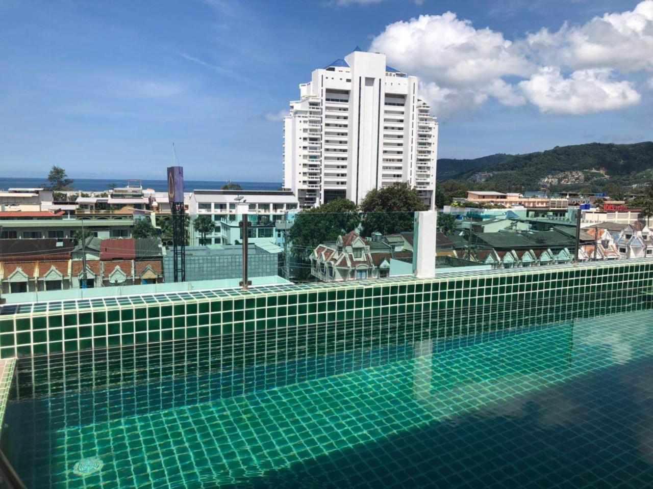 I Am O'Tel Patong Hotel Екстериор снимка