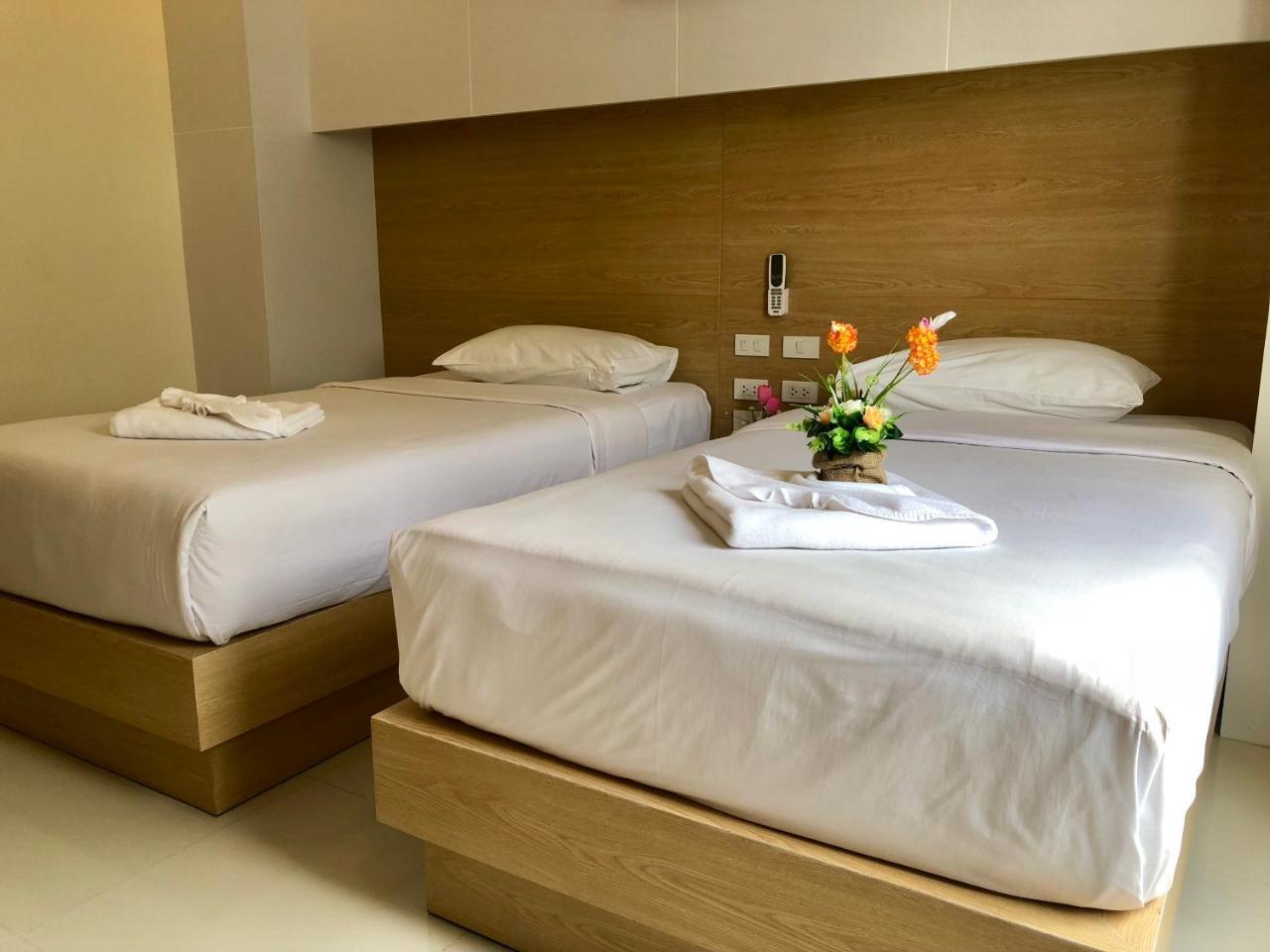 I Am O'Tel Patong Hotel Екстериор снимка