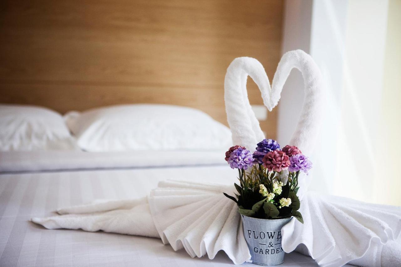 I Am O'Tel Patong Hotel Екстериор снимка